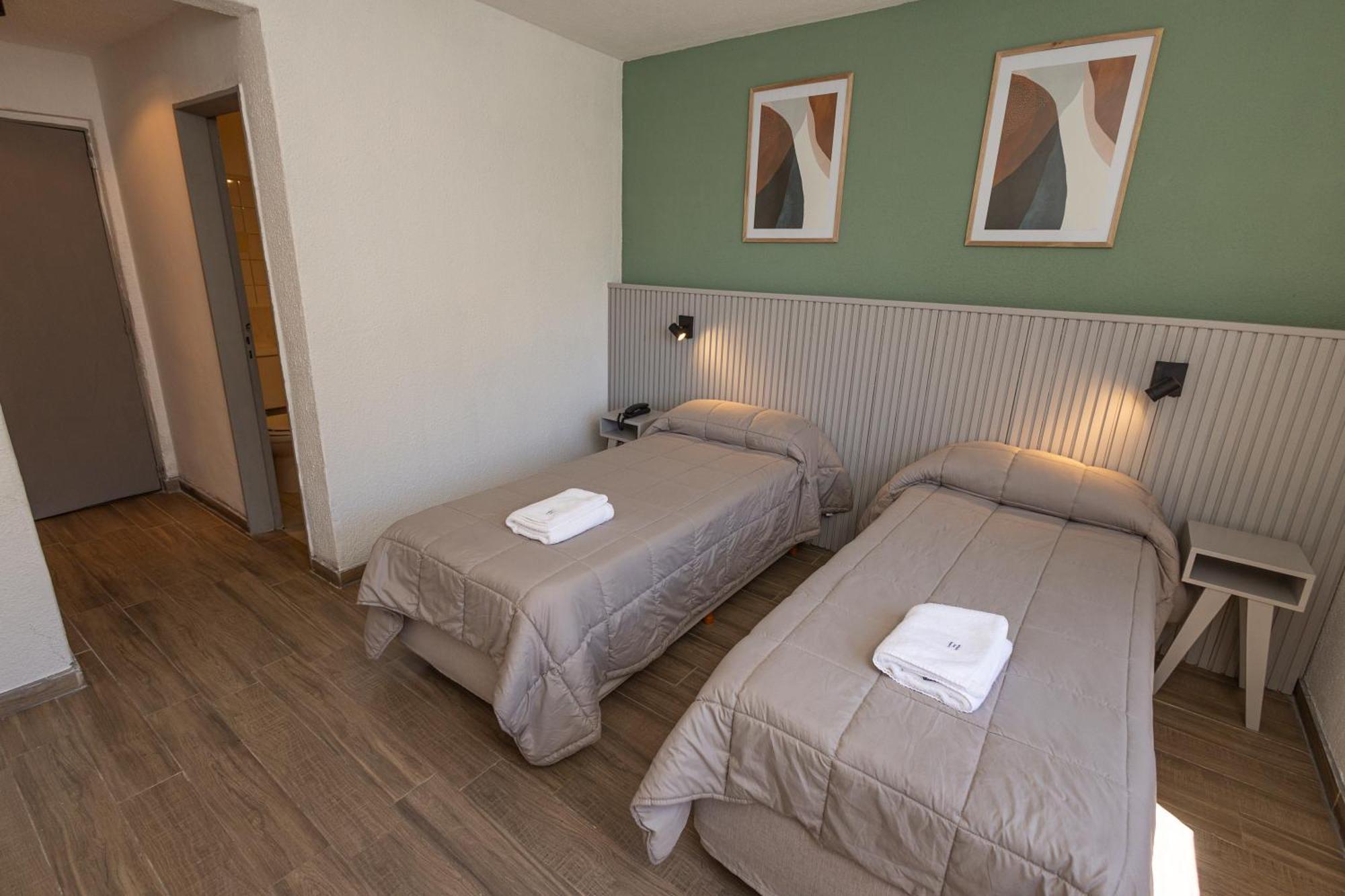 M382 Hotel